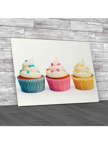 Kitchen Trio Of Cupcakes Canvas Print Large Picture Wall Art
